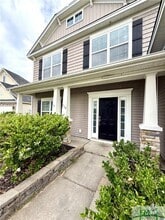 Building Photo - 210 Willow Oak Dr