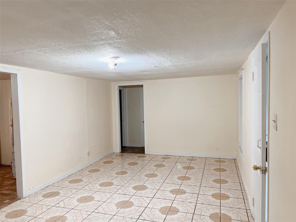 Primary Photo - 2903 Beverly Rd