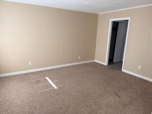 Foto del edificio - Maryville 37803 - 1 bedroom 1 bath apartment - call Troy Adams 865-233-6949