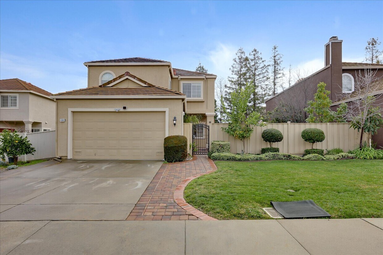 Foto principal - 1303 Quail Creek Cir