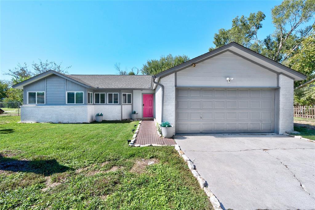 Foto principal - 13314 Briar Hollow Dr