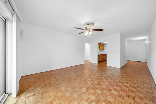 Building Photo - 7945 S Oketo Ave