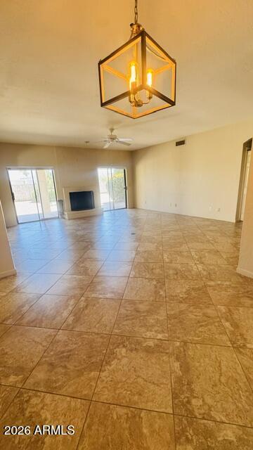 Building Photo - 6707 E Kelton Ln