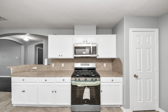 Foto del edificio - 3506 Evergreen Sq Trl