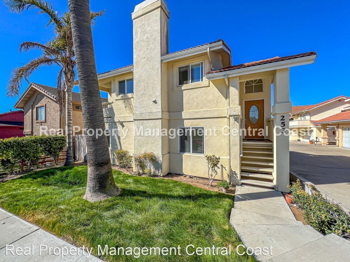 3 br, 2.5 bath House 253 N. 13th Street House Rental in Grover