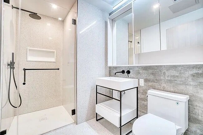 Foto del edificio - 181 E 101st St