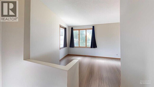 Photo du bâtiment - 1907-196A 6a Ave N