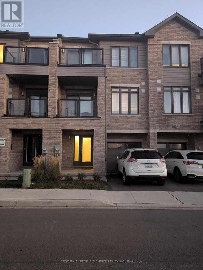 Building Photo - 585 Colborne St