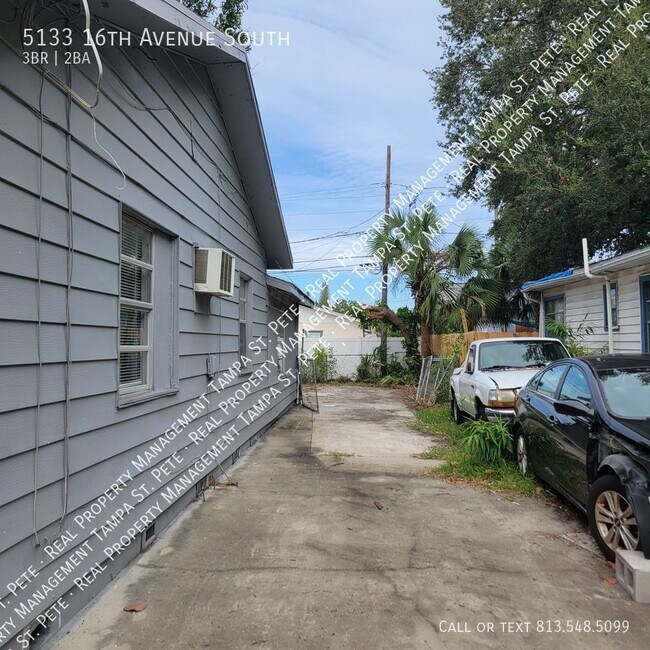 Building Photo - ***MOVE IN TODAY***