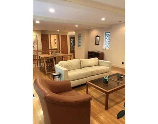 Foto del edificio - 10 Blueberry Ln