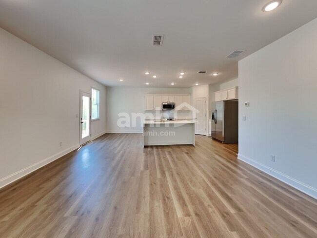 Building Photo - 1634 Soapstone Rd
