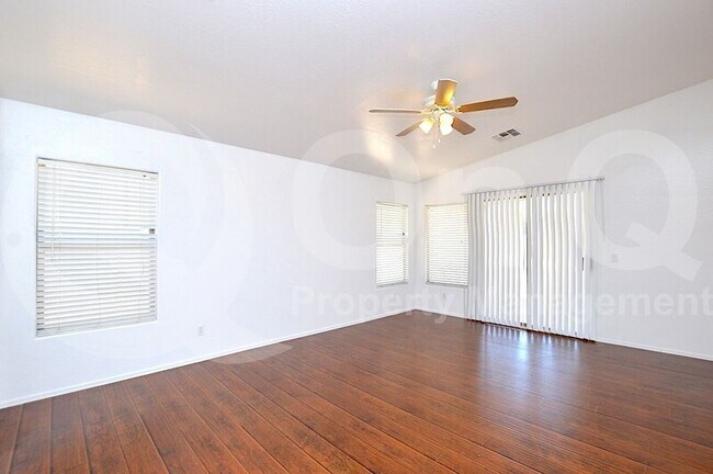 Foto del edificio - 11738 W Flanagan St