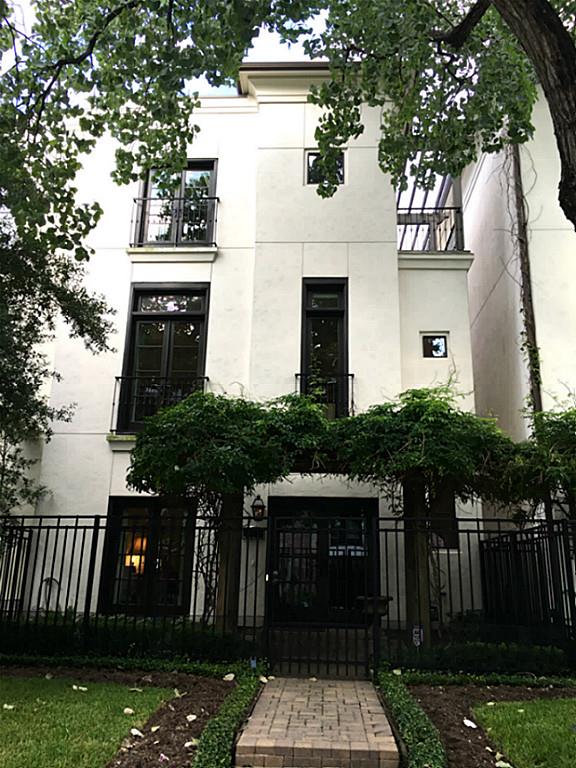 Building Photo - 3005 Mid Ln