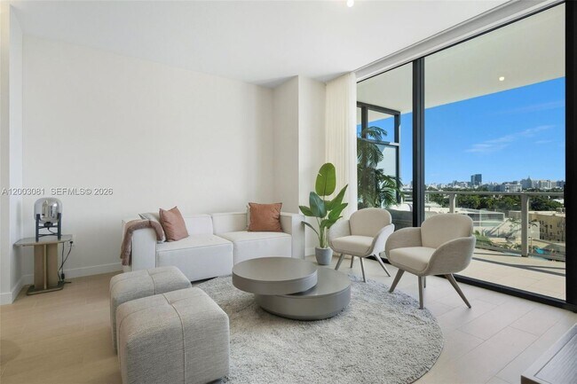 Foto del edificio - 500 Alton Rd