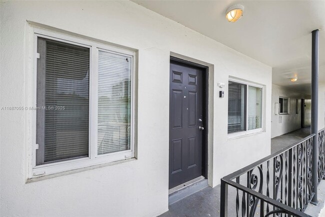 Foto del edificio - 520 NE 82nd Terrace