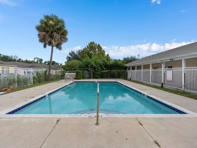 Building Photo - The Groves at Wimauma