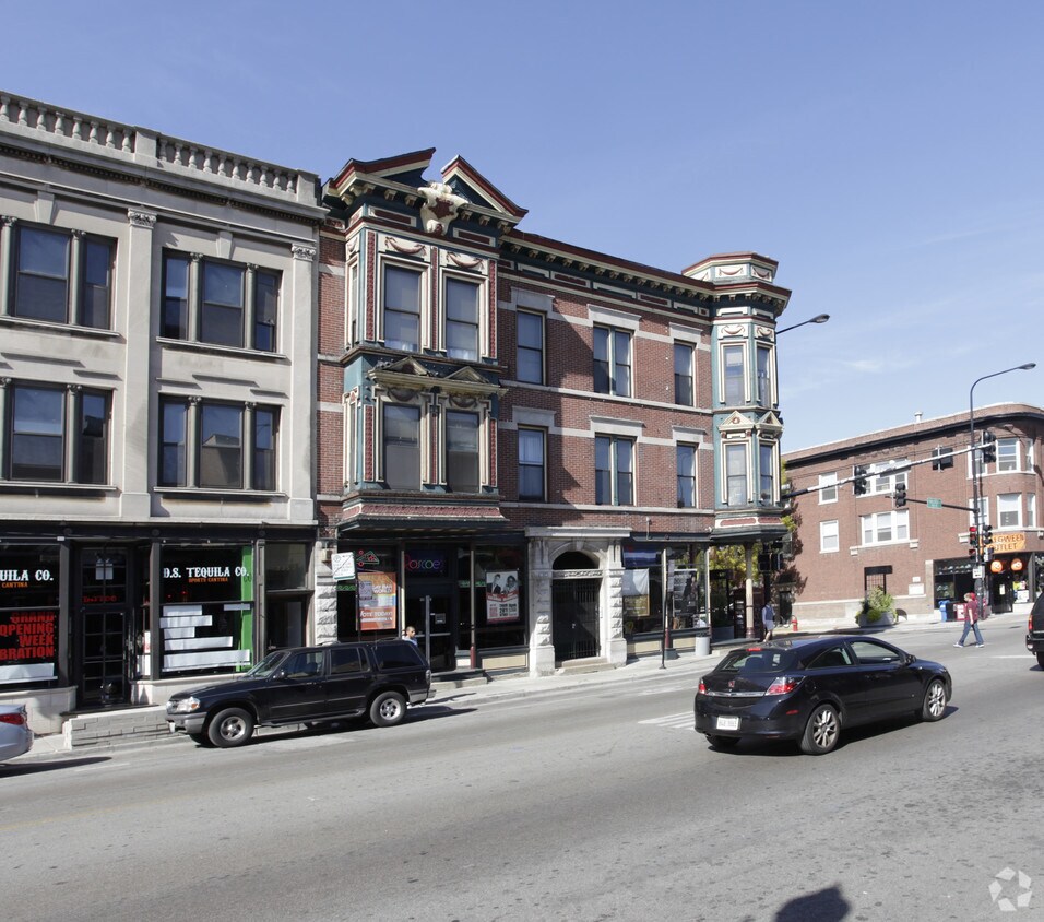 Foto del edificio - 3354-3356 N Halsted St