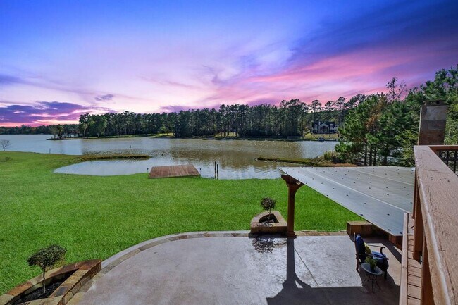 Building Photo - 20219 Country Lake Dr