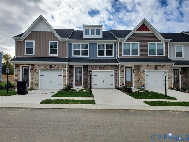 Building Photo - 547 McCormick Farm Pl