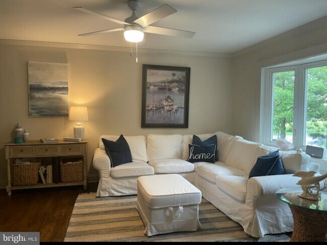 Foto del edificio - 583 Jumpers Hole Rd