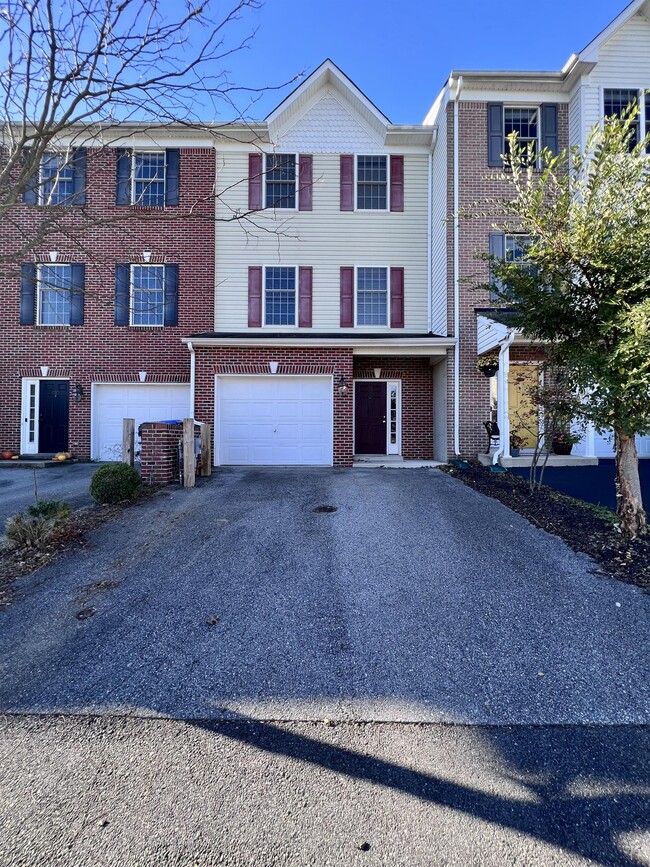 Building Photo - 152 Pumpkin Patch Ln