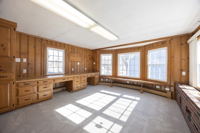 Building Photo - 22 Exchange St