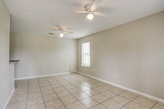 Building Photo - 330 6th St