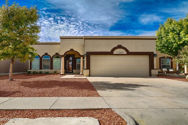 Building Photo - 11265 Acoma St