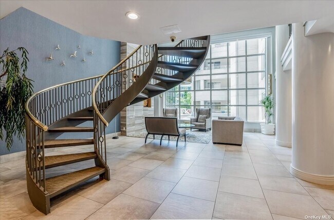 Foto del edificio - 100 Cutter Mill Rd