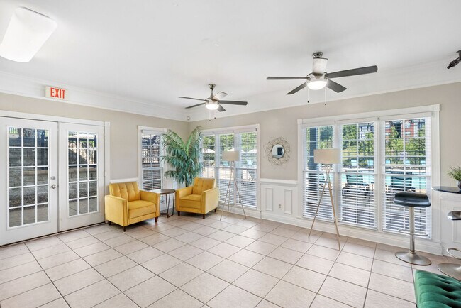 Foto del edificio - Steeple Crest Apartment Homes