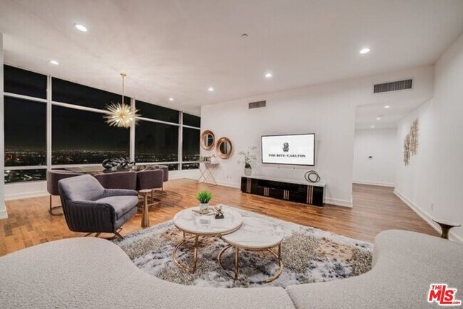 Foto del edificio - 900 W Olympic Blvd