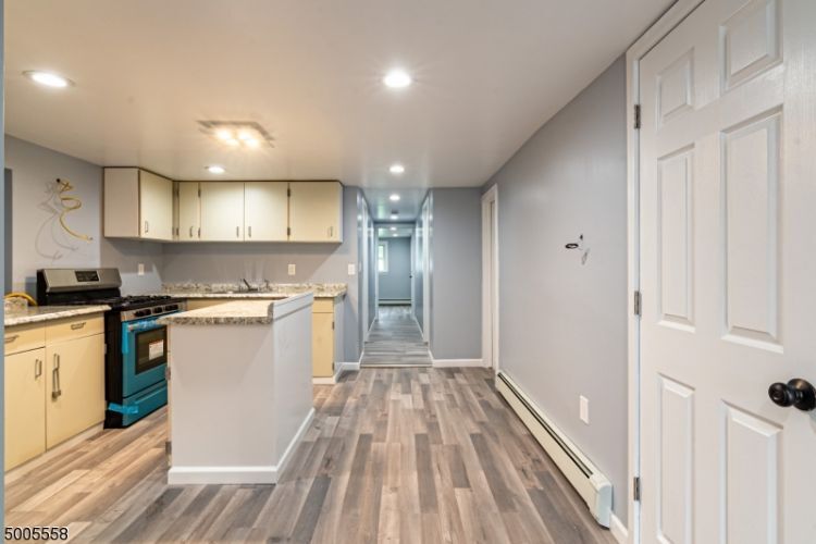 Foto principal - 166 Lincoln Pl
