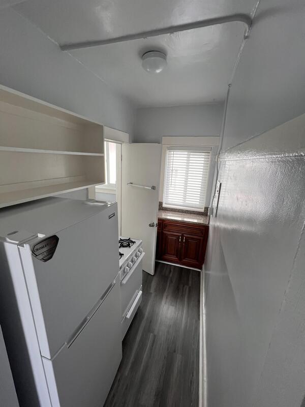 Foto del edificio - 14 Wavecrest Ave