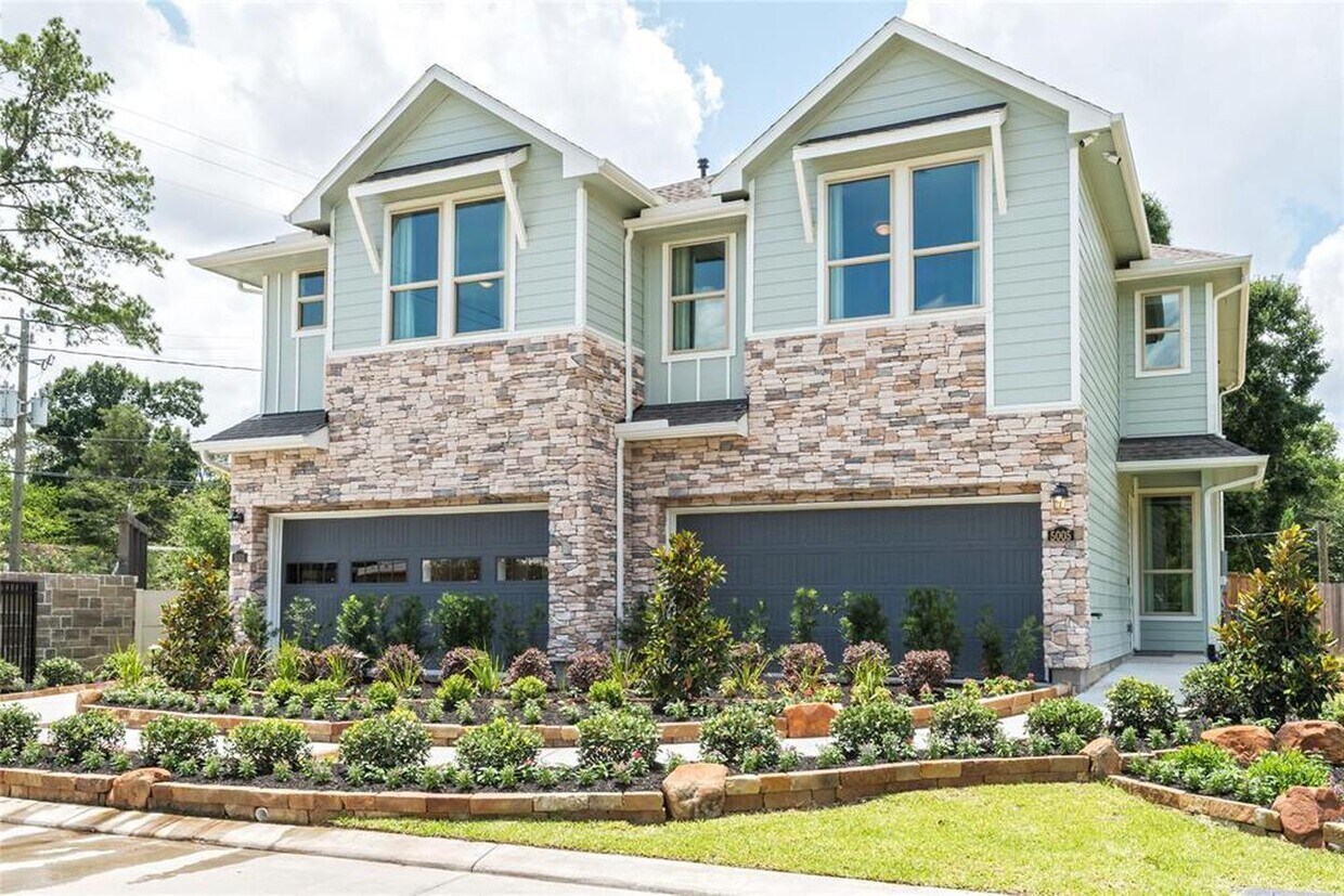 Contemporary Oak Forest Garden Oaks home... House Rental in Houston, TX