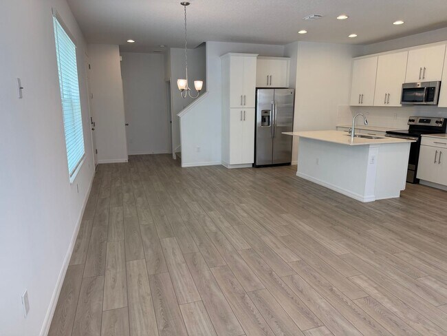 Foto del edificio - 8191 Mosaic Ln
