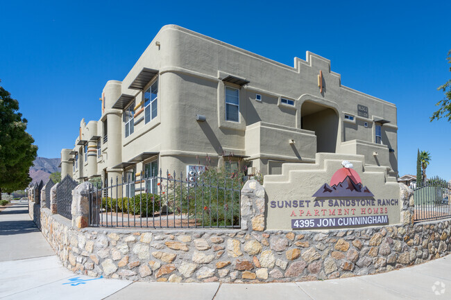 Building Photo - Sunset at Sandstone Ranch