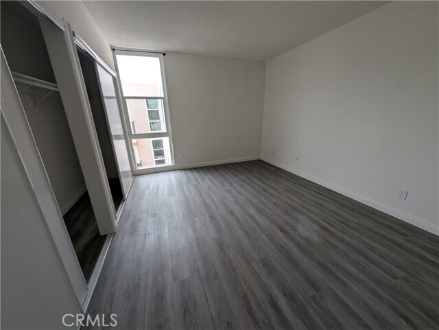 Building Photo - 336 N Berendo St