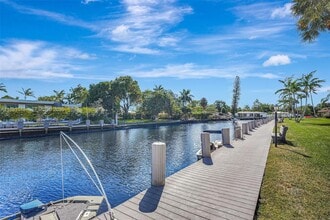 Building Photo - 2970 NE 16th Ave