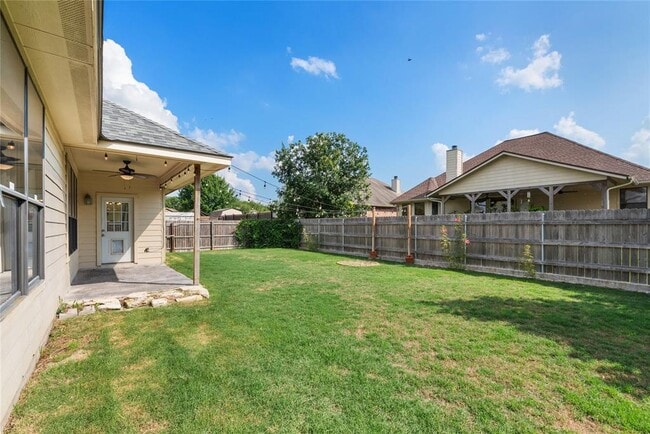 Building Photo - 1155 Star Meadow