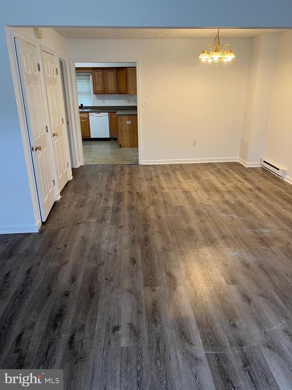 Building Photo - 10126 St George Cir