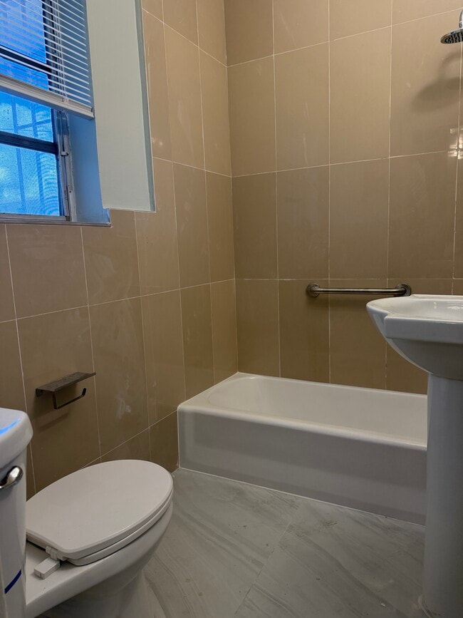 Bathroom - 660 NE 132nd St