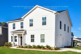 Building Photo - 932 Pebble Blvd