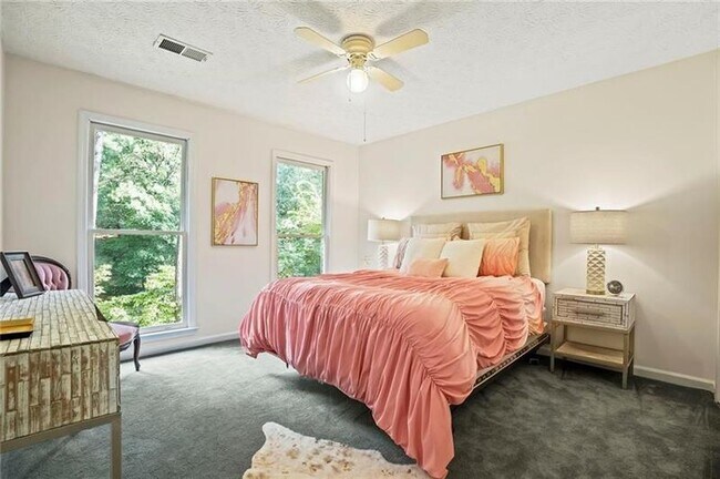 Foto del edificio - 3463 Cedar Valley Ct
