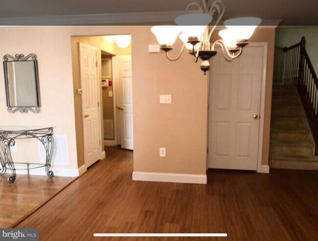 Building Photo - 178 Fountayne Ln