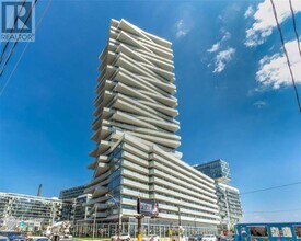 Building Photo - 15 Queens Quay E