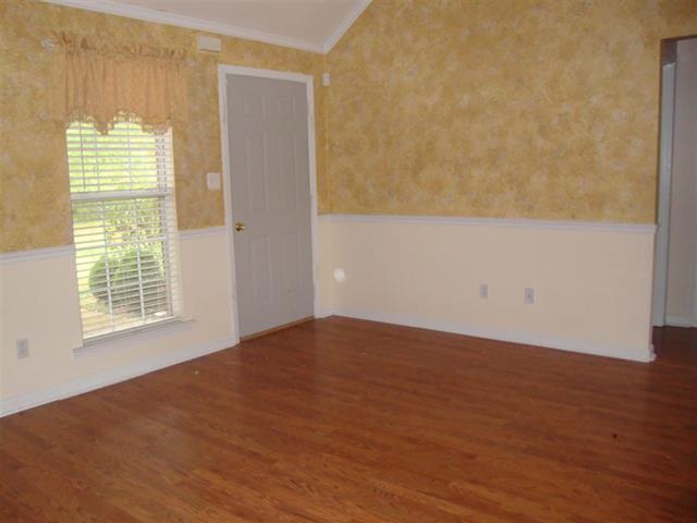Building Photo - 5618 Sycamore Ridge Rd