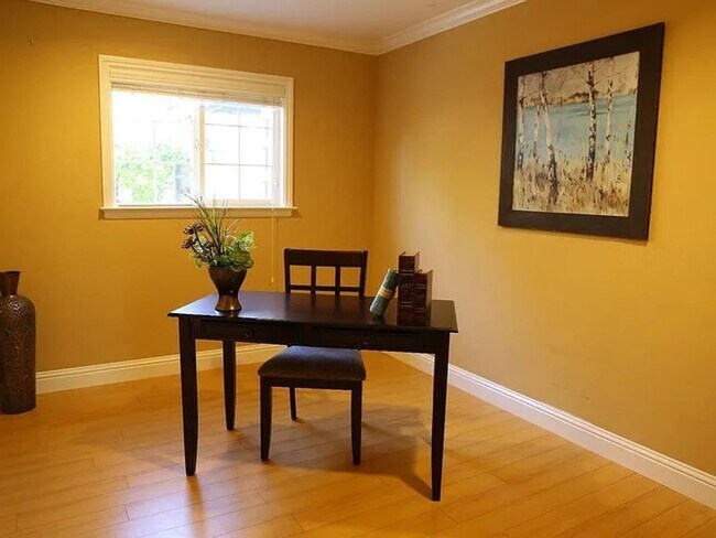 Building Photo - Charming 3-Bed, 2-Bath Home in Santa Clara