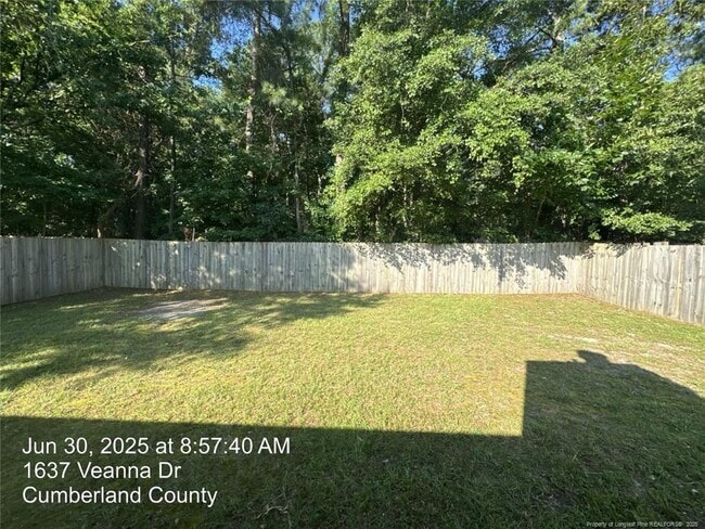 Building Photo - 1641 Veanna Dr