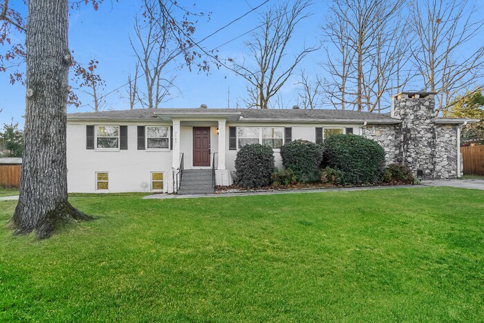 Foto principal - 7165 Rowan Rd