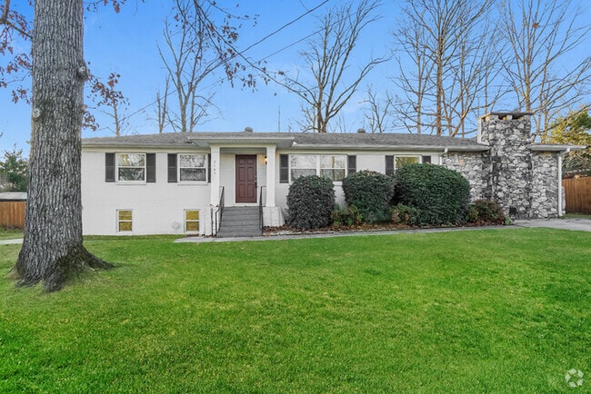 Building Photo - 7165 Rowan Rd
